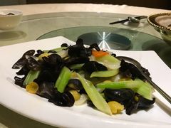 -小白鲨工夫潮膳(曲江店)