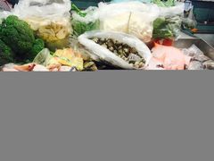 -J Daeng Seafood