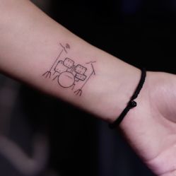 -见雾TATTOO STUDIO