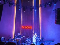 -TZ House音乐现场(来福士中心店)