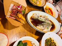 -新白鹿餐厅(百联中环店)