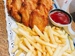 蒜香鸡翅-叶派龙虾•招牌香辣蟹·海鲜(中海国际店)