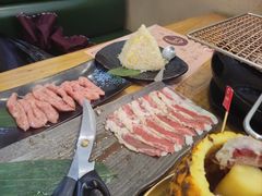-合易泓烤肉·海肠捞饭(火车站店)