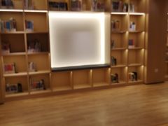 -漕河泾街道图书馆(漕河泾社区文化活动中心店)