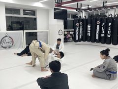 -Flow巴西柔术拳击泰拳馆