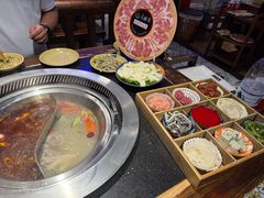 -唇辣号重庆老火锅(燕郊鑫乐汇店)