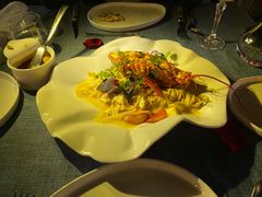 -弦月窗LUNETTE BY AMANDA(复兴路店)