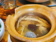 竹丝鸡参丝汤-关氏饮食店