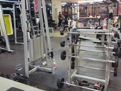 -奇迹健身金茂汇店