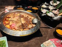 -一绪に和牛寿喜烧(罗湖益田假日店)