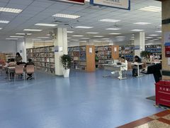 -南山图书馆(常兴路店)