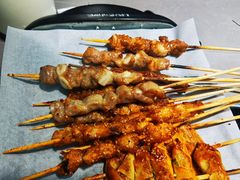 -粟氏天府·东北烧烤(长安街店)