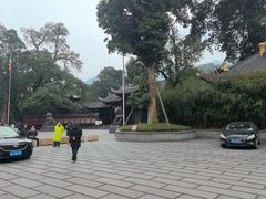 -峨眉山报国寺