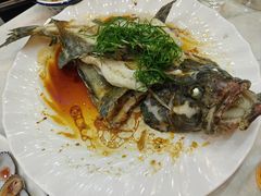 -覃记海鲜美食餐厅