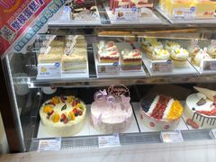 -85度C(生甜甜圈研究工坊·上海平凉店)