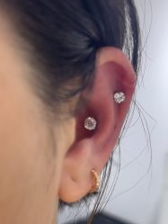 -AI艾耳·专业手工耳洞·穿孔美学馆