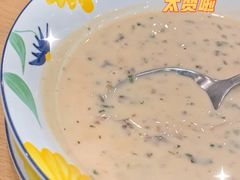 传统口味蘑菇浓汤-萨莉亚意式餐厅(天河城购物中心店)