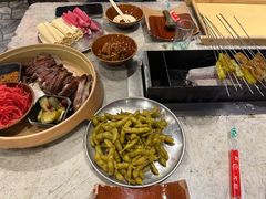 -破瓦寒窑·地摊烤羊排