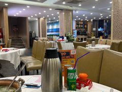-粤盛海鲜平价店(洛溪食街店)