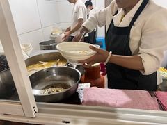 -文山荷鲜居(翠湖店)
