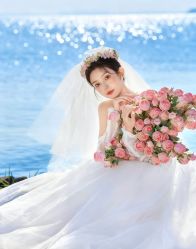 -喜爱高定婚纱摄影
