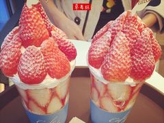 Cafe&nbsp;de&nbsp;Paris(가로수길점&nbsp;新沙洞)-Cafe de Paris(林荫路店)