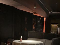 -左庭右院鲜牛肉火锅黑金店(陆家嘴中心店)