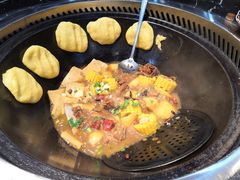 -袁小二大东北铁锅炖(吉祥村总部)