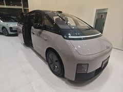 -理想汽车(世纪汇店)