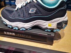 -斯凯奇(八达岭奥特莱斯店)