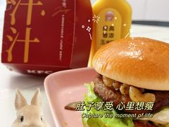 -肯德基(新地中央店)