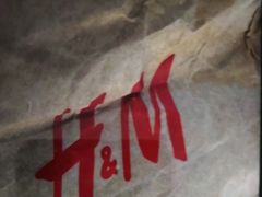 -H&M(天一广场店)
