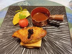 红酒酱佐法式鹅肝-一板铁板烧·隐秘一线江景花园餐厅(西湖左岸·天元店)