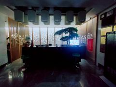 -新盈光·云会所(百丈东路店)