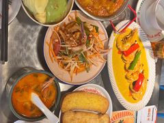 -小小集渔·泰式大排档(太古里香槟店)