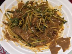 -吴记酱骨炖菜馆(西大直街店)