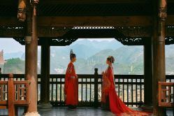 -AOROA·奥洛拉婚纱摄影·旅拍·礼服