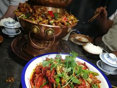 -巴四老城区炭火蛙锅(张江店)