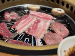 -炼火烤肉店