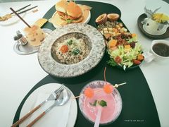 -露露家咖啡店