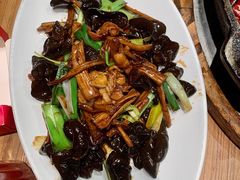 茶树菇炒木耳-老板恋上鱼(印象城店)