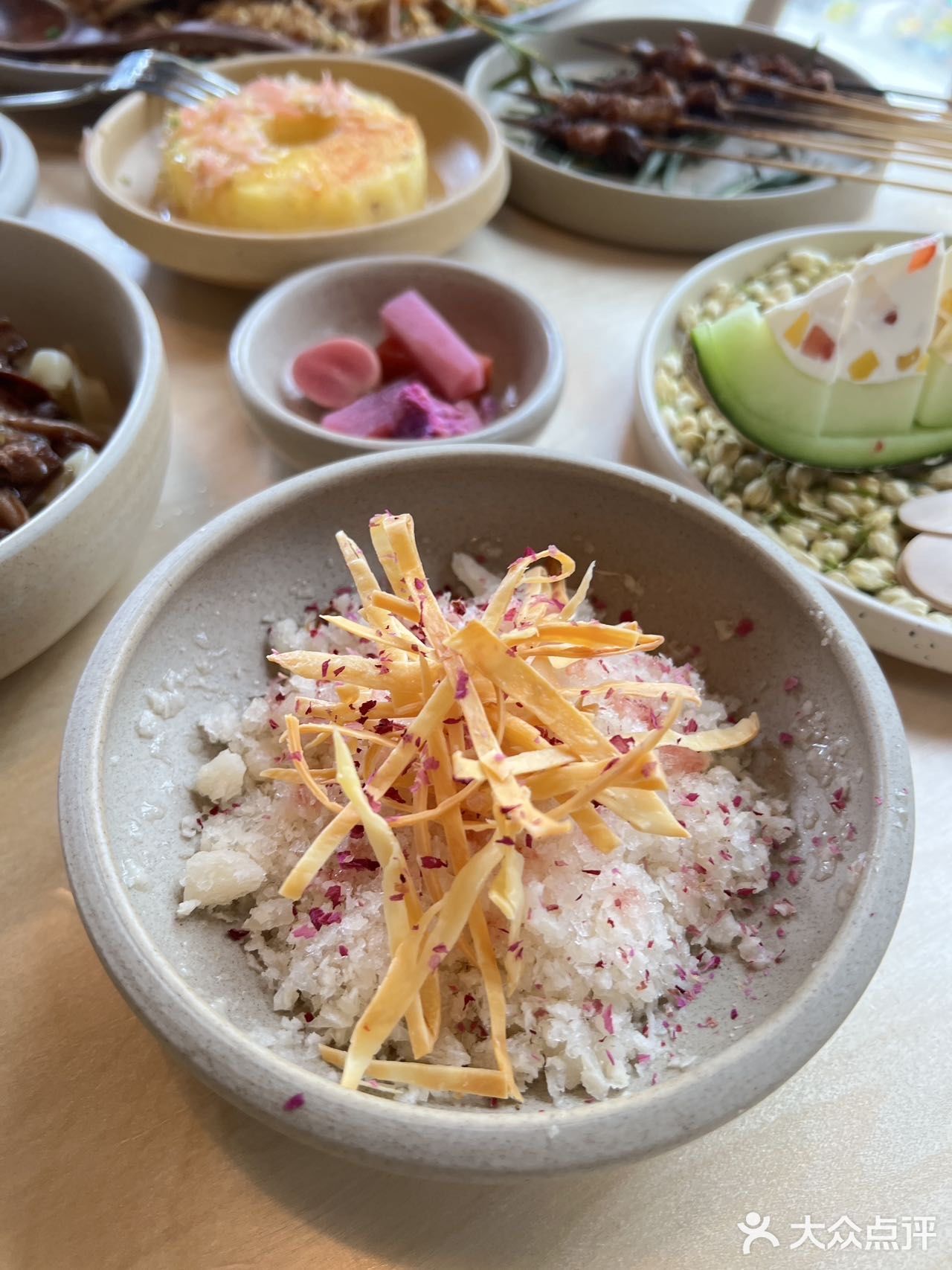 在上海！jujuju漂亮的花园窗景餐厅！