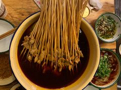 -拈签一笑黄牛肉辣卤串串