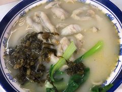 招牌黄鱼面-明呈黄鱼面馆(斜土路店)