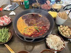 -黄潇洒老火锅(九眼桥宏济巷店)
