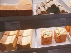 -花园饼屋·吐司蛋糕面包(星海店)