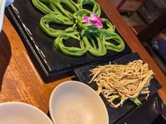 -老牌坊云南鱼豆花火锅(嵩山店)