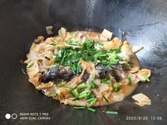 -老刘生态大鱼坊铁锅炖鱼(赛马场店)