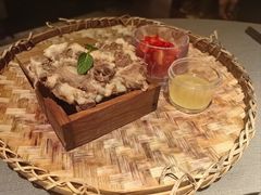 -左庭右院鲜牛肉火锅黑金店(陆家嘴中心店)