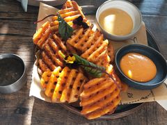 -HIGH FIVE哈福手工汉堡(桂林路店)